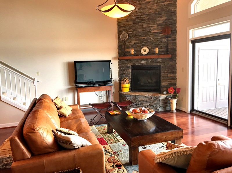 391 Pleasant Viw 1B 0001 Peak Real EstateBanner Elk NC Real Estate