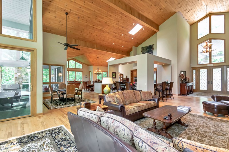 1124 Cottage Crest 00011 Peak Real EstateBanner Elk NC Real Estate