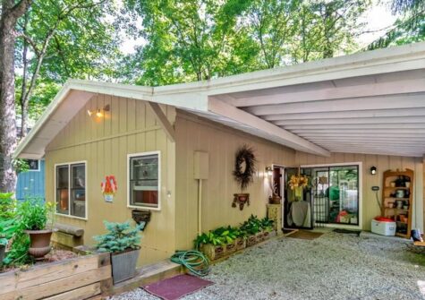 41 Valley Lane, Newland, NC 28657